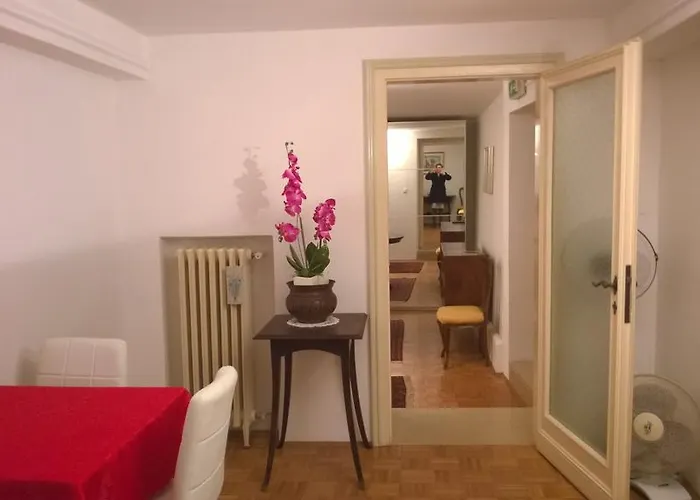 Apartment In Back To San Marco Tourist Venedig